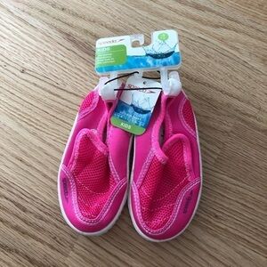 Speedo Pink Water Shoes NWT Sz Small 5-6